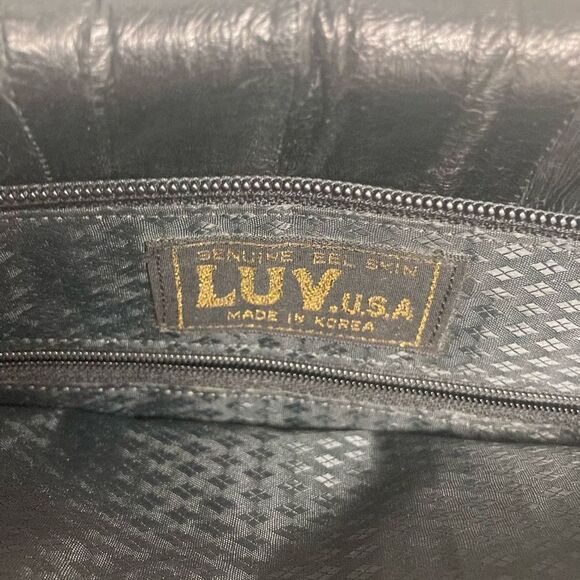 LUV. U.S.A.Women’s Genuine Eel Skin Crossbody Handbag 9.5X3.5X14 Black - Picture 12 of 12